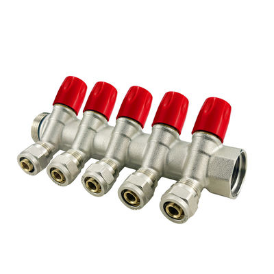 OEM 2-6way Brass Pex Manifold Ukuran Disesuaikan / Media Suhu Normal Untuk Bagian Pemanasan Lantai